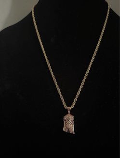 Chain no pendent 10k gold 24inchs
