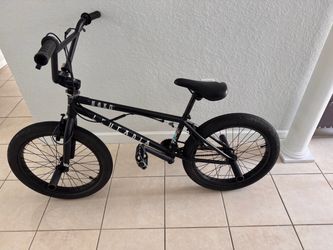 HARO Leucadia (20.5" TT). Need adjust the front brake . Look the price in internet