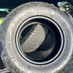 TIRES NITTO TERRA GRAPPLER