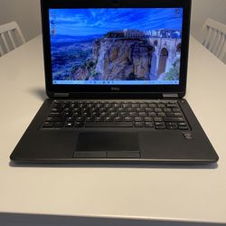 Dell Latitude E7250 Laptop 12.5-inch Intel Core i5 2.30 GHz  8GB RAM 240 GB SSD Windows 10 Pro. Microsoft office is installed. Nothing wrong. **NO TRA