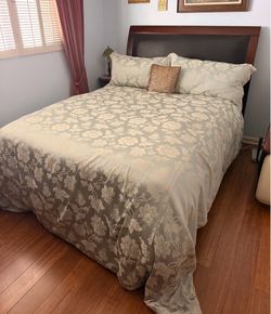 Queen Cherry Wood Bed Frame + Pillow-Top Mattress | Excellent Condition