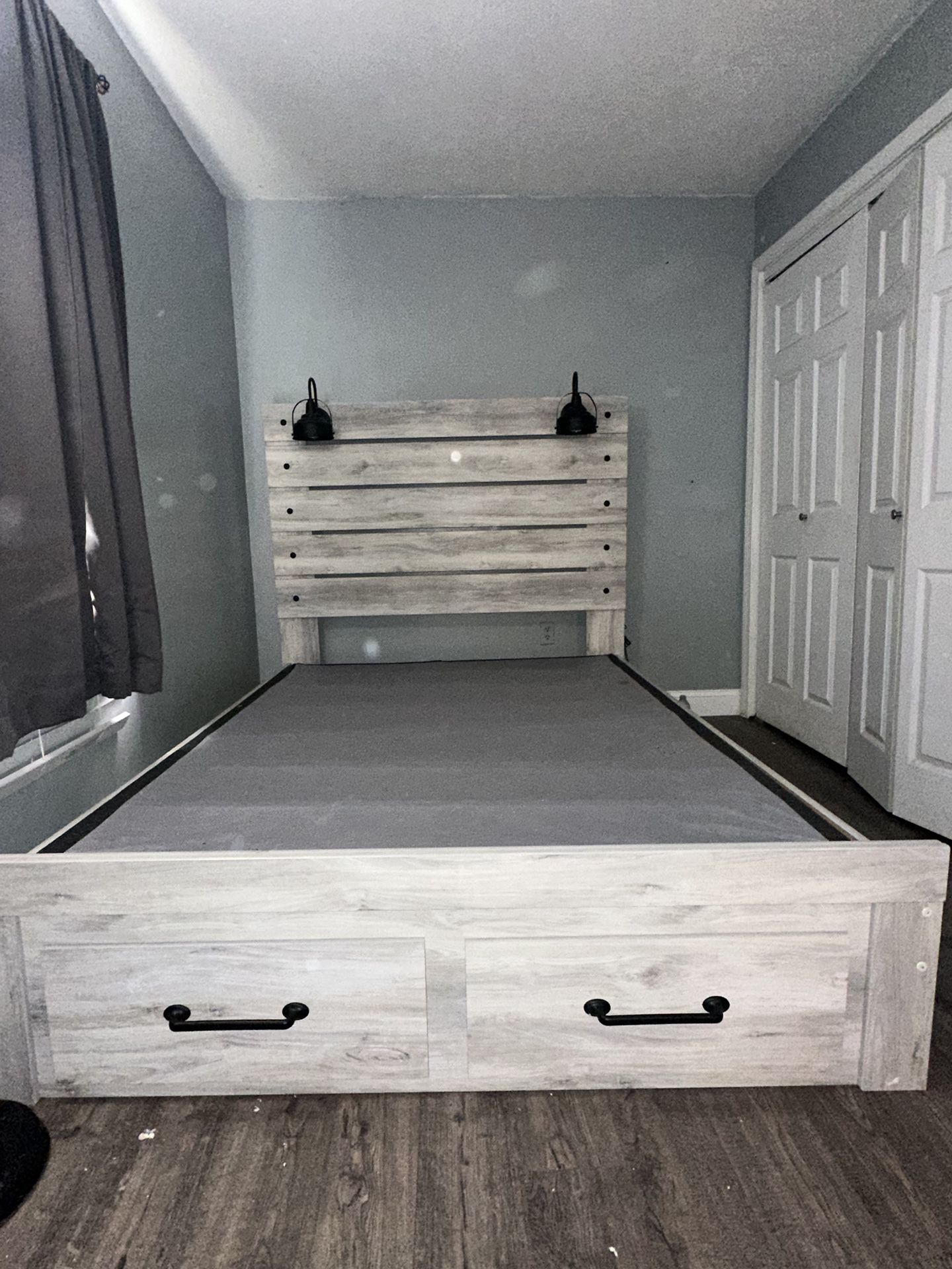 Cambeck Queen Panel Bed with 2 Storage Drawers with USB Charging Port BOXSPRING/FOUNDATION included