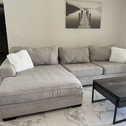 Living Spaces Light Beige Sectional Sofa Couch Sala 