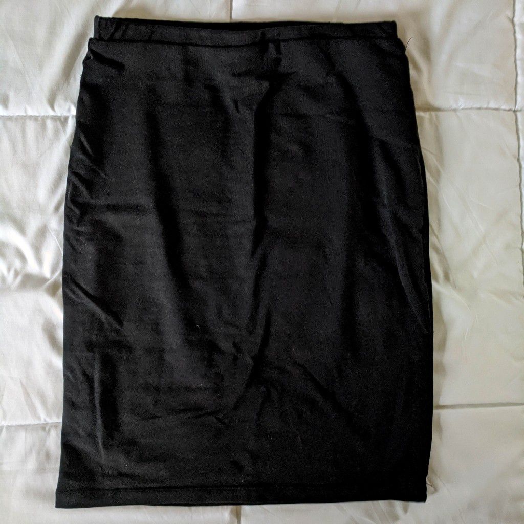 Women's forever 21 pencil skirt Black size S