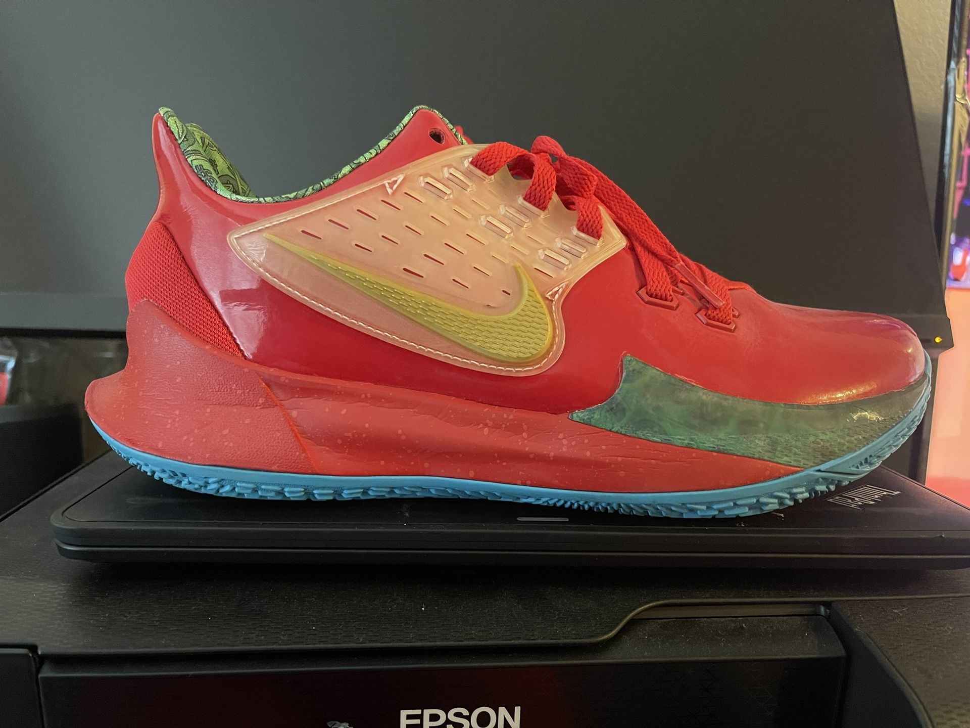 Nike Kyrie 2 SpongeBob Mr. Krabs