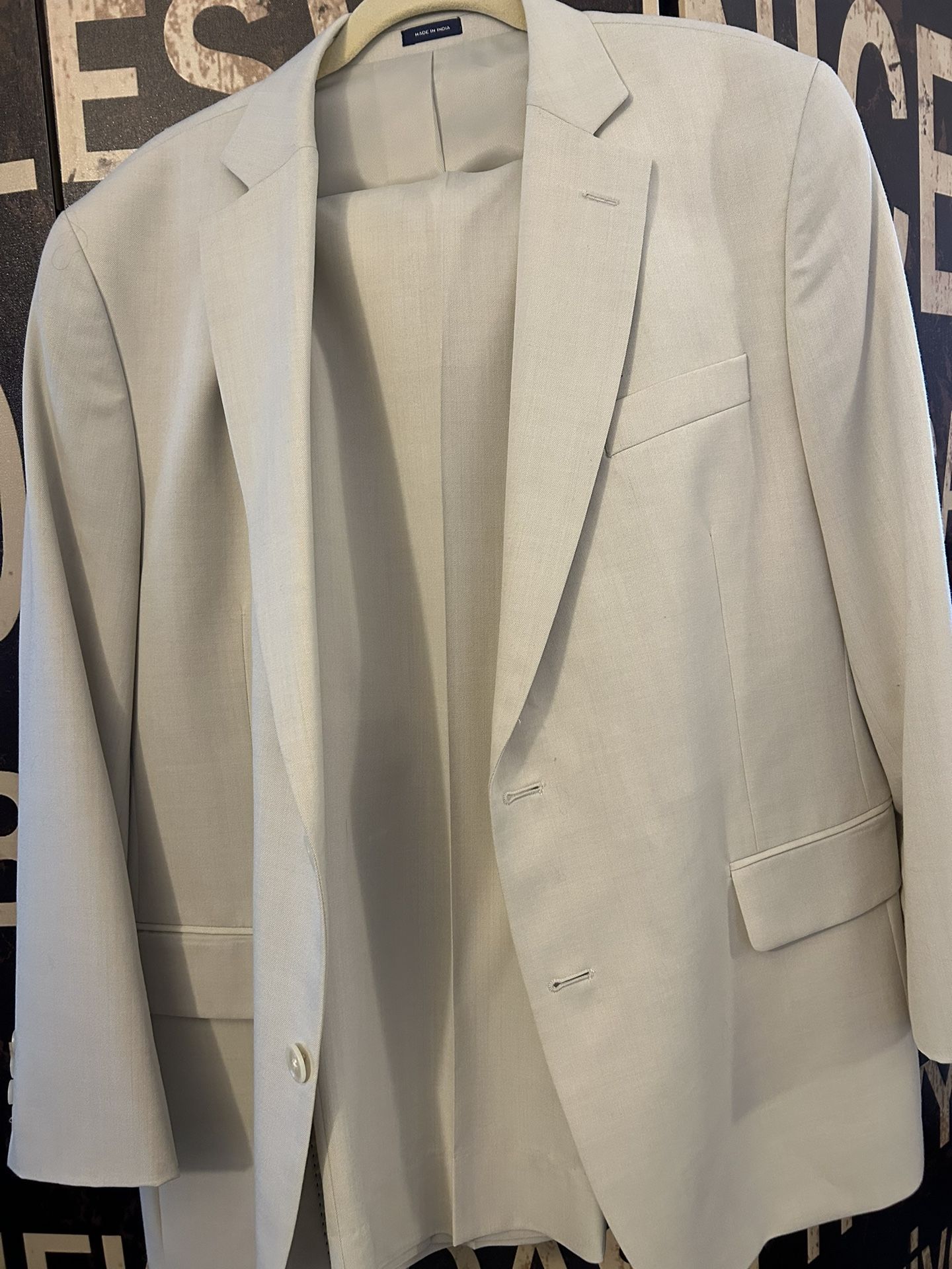 Stafford Men’s Suit