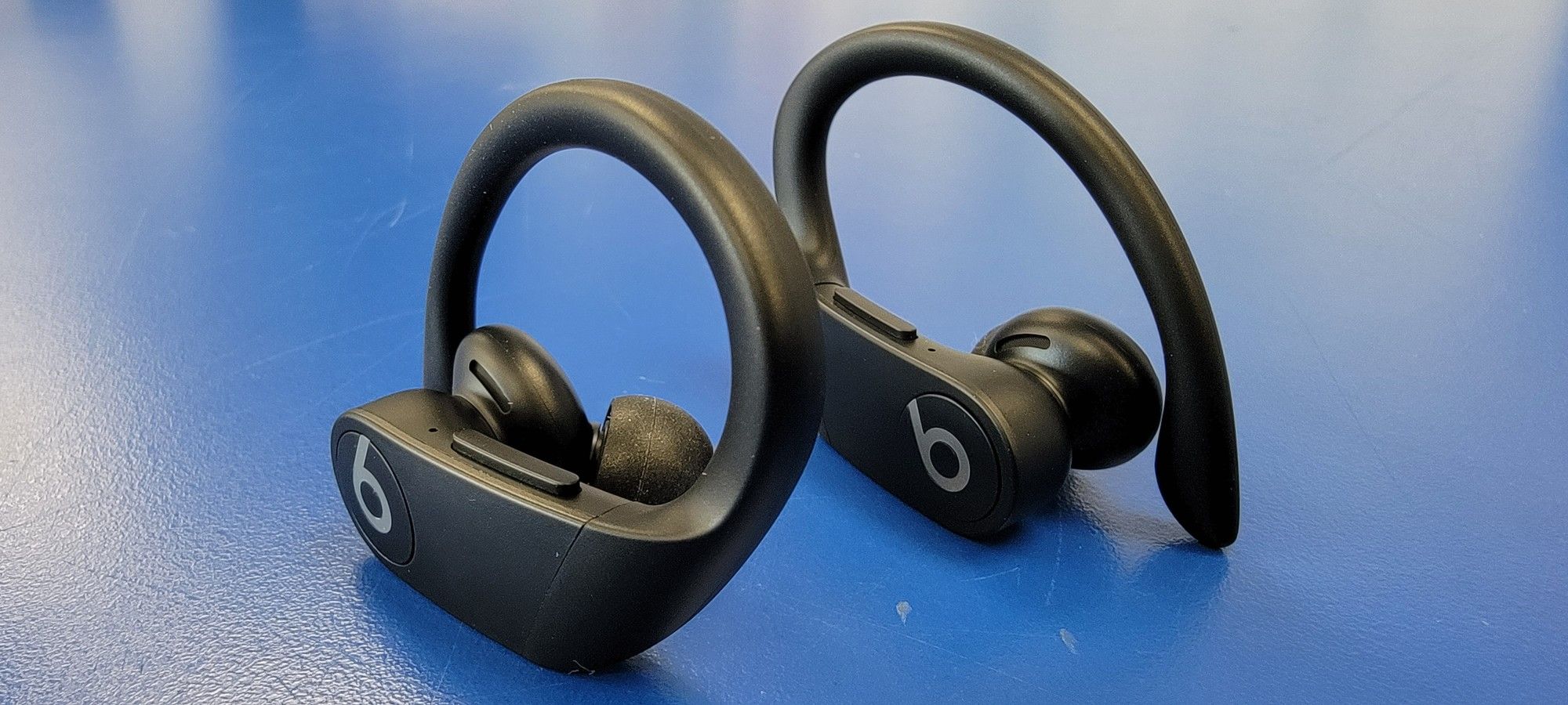 Apple Power Beats Pro Earphones