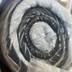 New queen size gel mattress