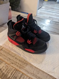 jordan 4s red thunders 