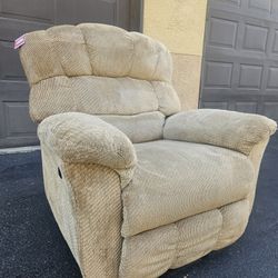 XXL POWER RECLINER CHAIR