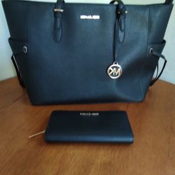 Michael Kors Black Bag And Purse