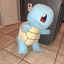 Pokémon Squrtle stuffed plush toy