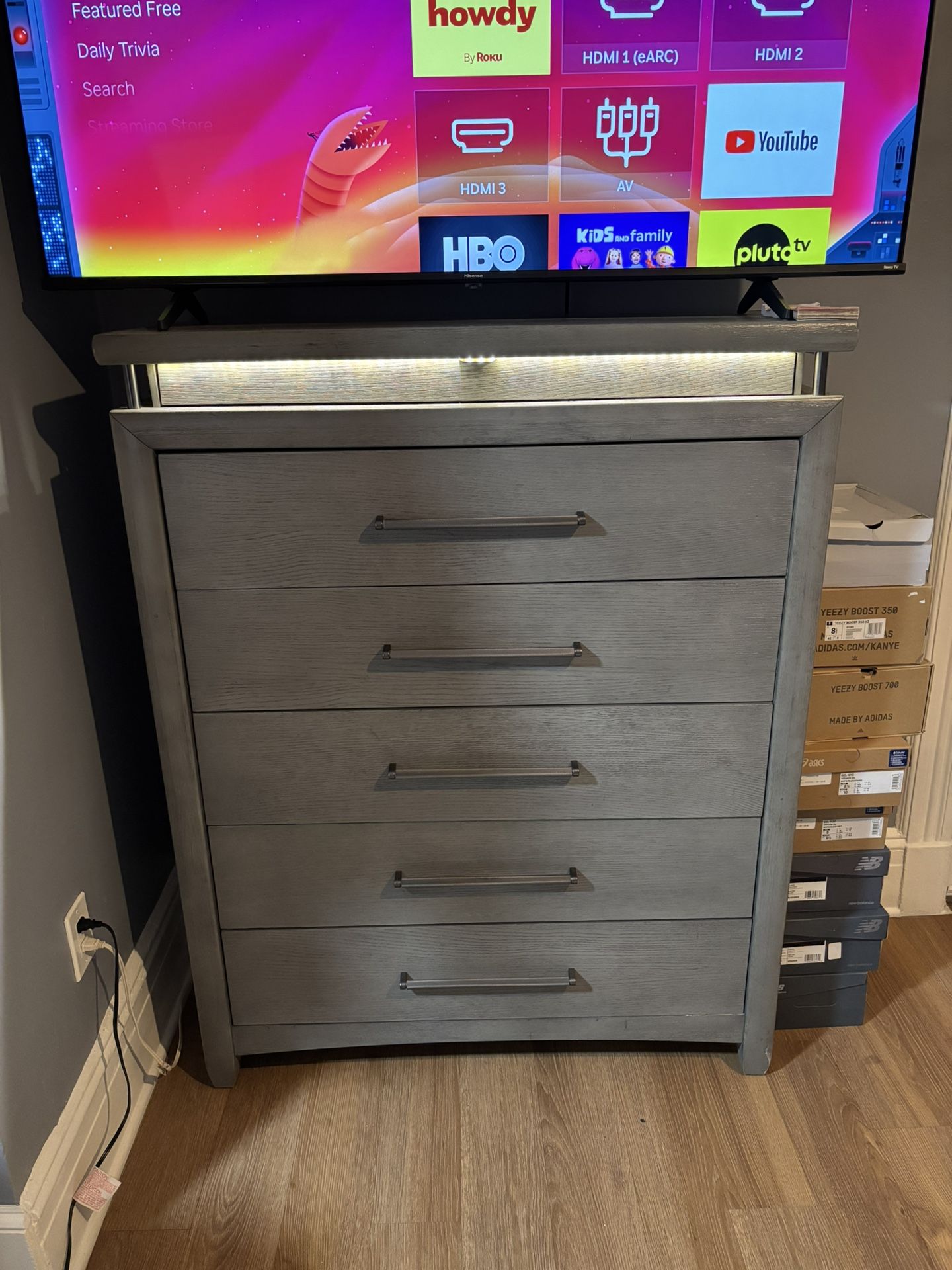 Wardrobe Set With Night Light