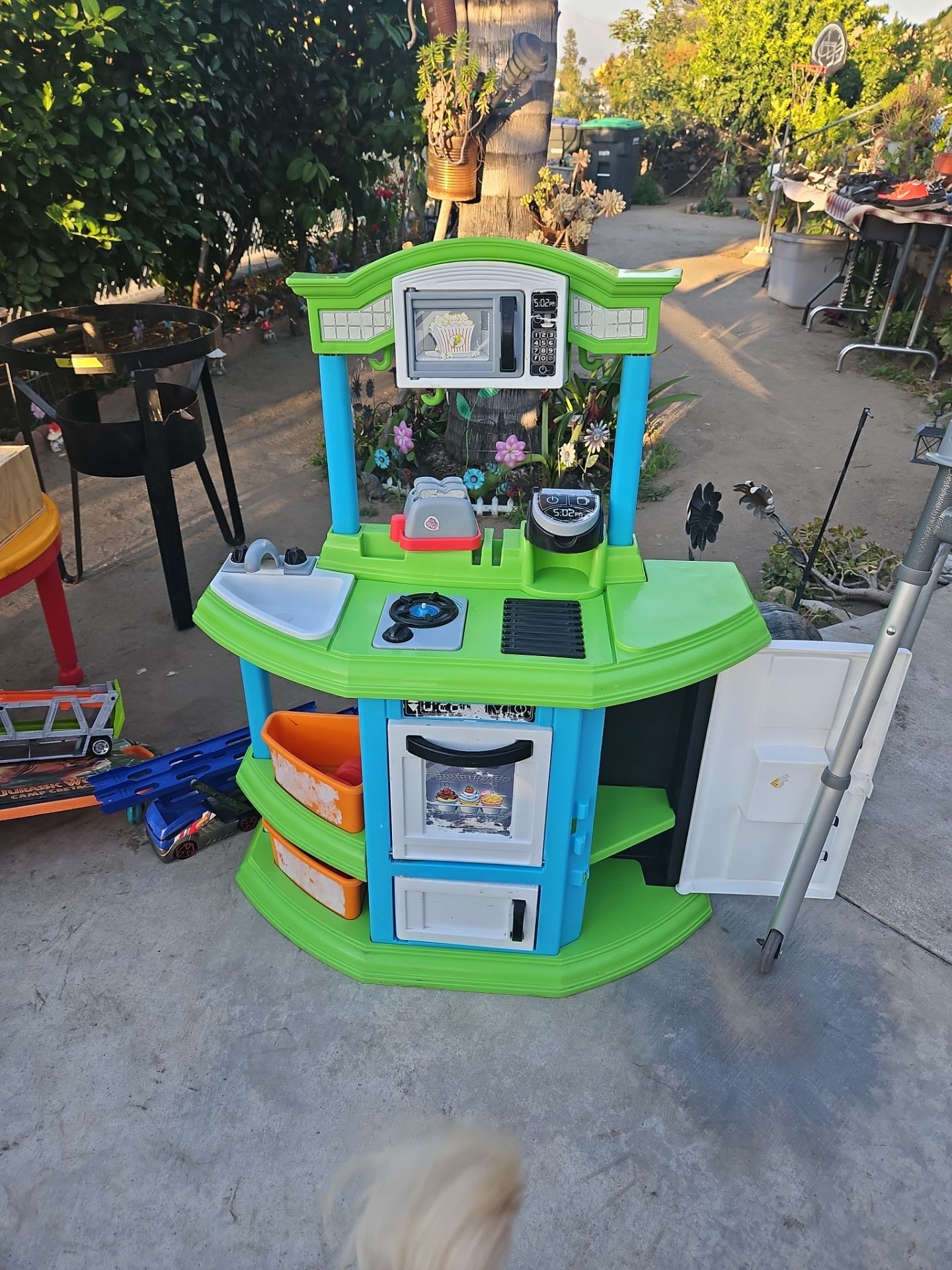 Cocina para niña en buenas condiciones $10