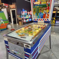 1966 Gottlieb Cross Town Pinball Machine
