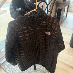 New North Face TNF Thermoball Hoody, Mens Large