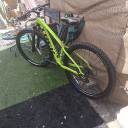 Trek Mountain Bike 26 Speed Giant Tires It Is A Curser 