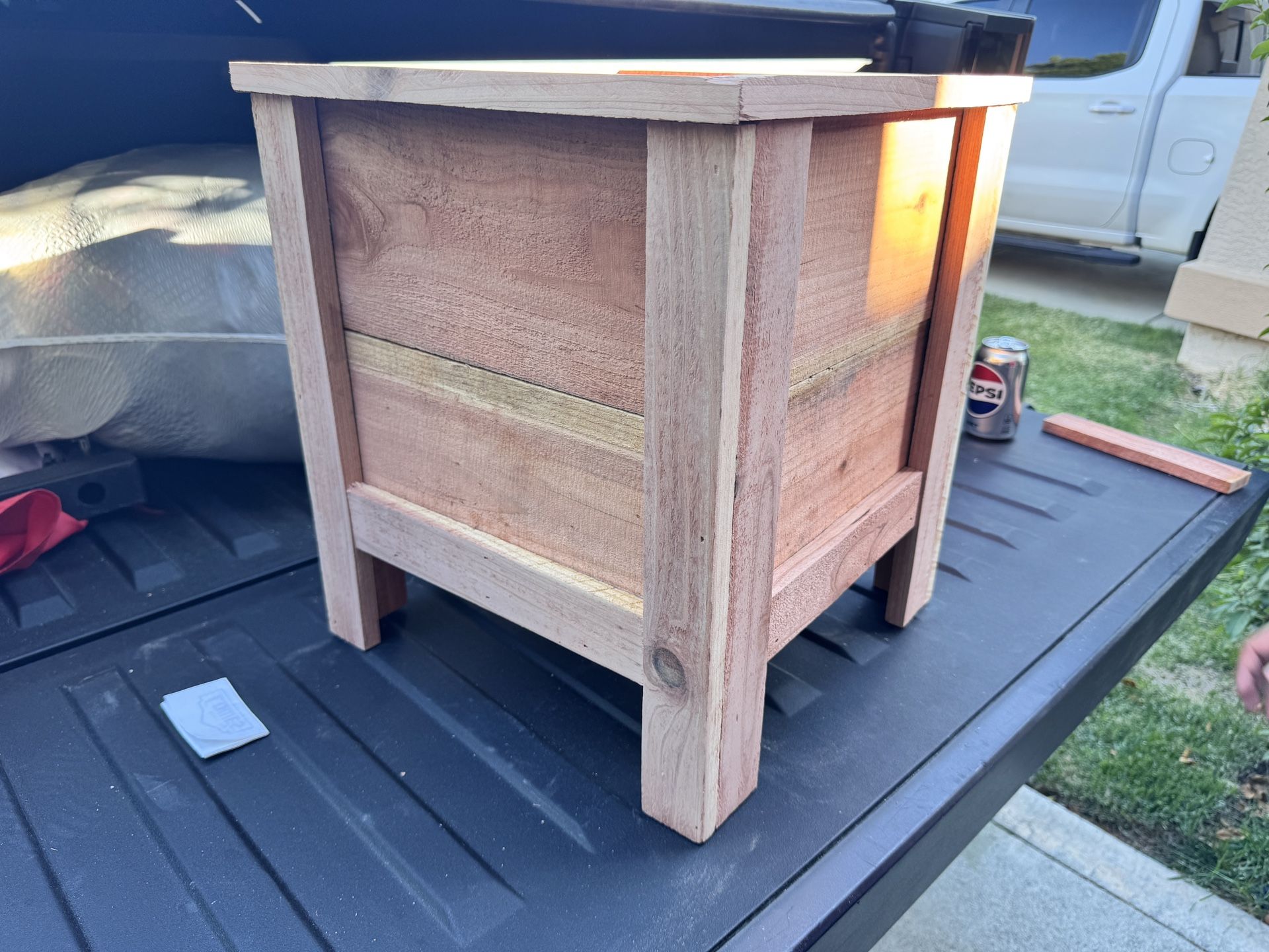 14x14 Planter Cedar