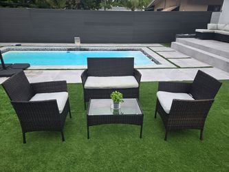 Patio Furniture Set 4 Pieces, Outdoor Rattan Furniture with Tempered Glass Coffee Table, Modern Rattan Patio Chairs Conversation Sets with Sofa for Ga