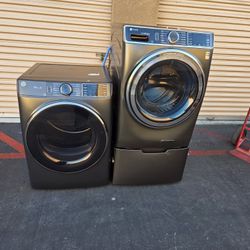 GE Front Load Washer And Gas Dryer 