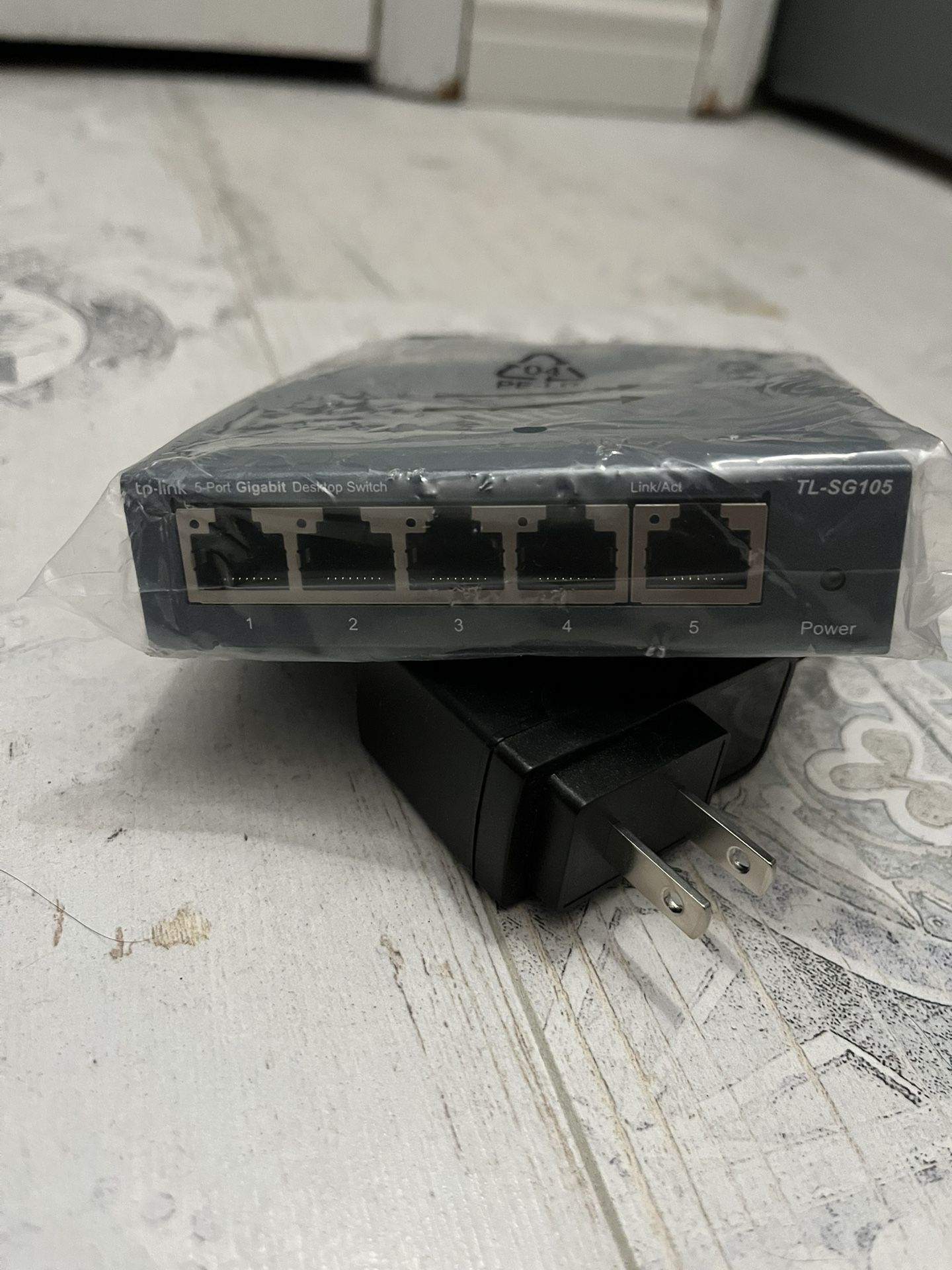 Ethernet Switch For Internet Connection: 5 Port Network Switch 