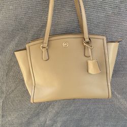 Michael Kors Chantal Large Pebbled Leather Tote Bag