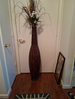 Tall wicket basket