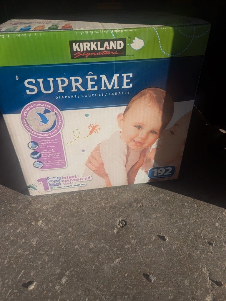 UNOPENED KIRKLAND DIAPERS NEWBORN SIZE 