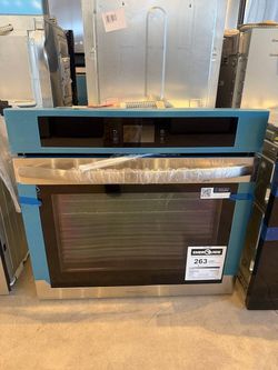 Frigidaire® 30" Stainless Steel Single Electric Wall Oven