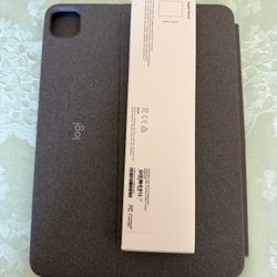 iPad 11” Pro Logitech Keyboard Case + Apple Pencil(2nd Gen)