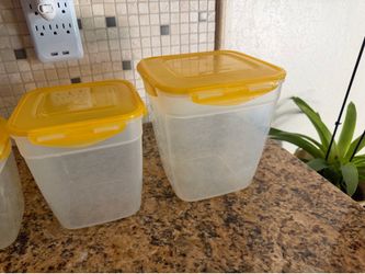 Lock n Lock Food storage containers.