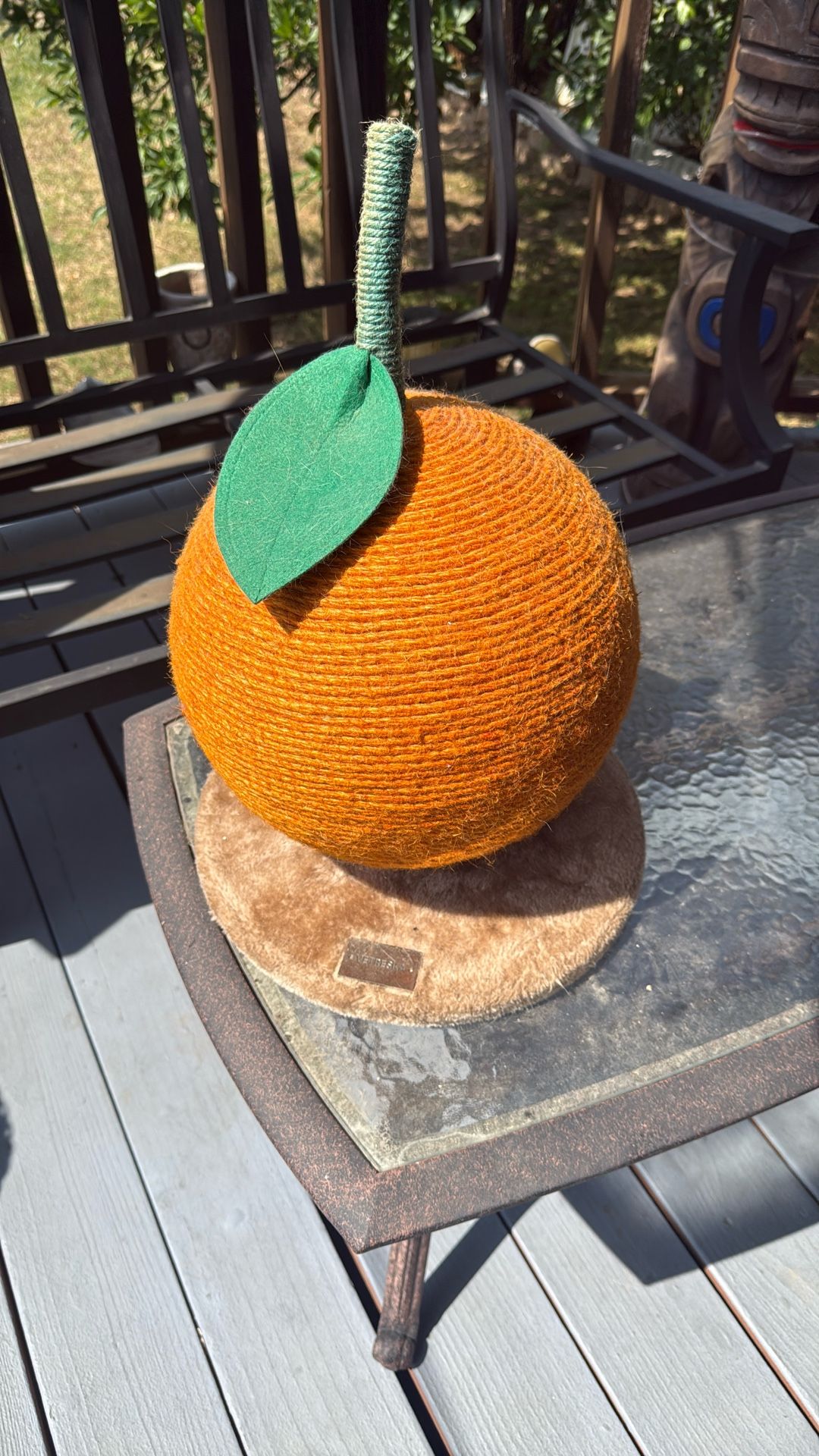 Vetreska Orange Cat Scratcher