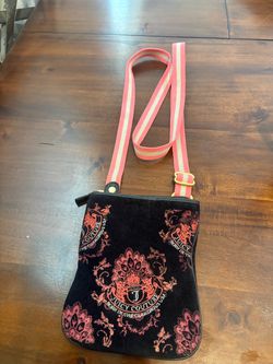VINTAGE JUICY COUTURE CROSSBODY BAG$35