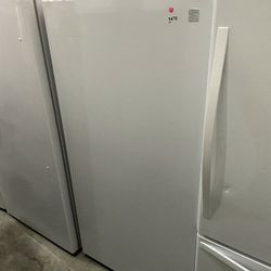 KENMORE 33” upright freezer white 15.3 cubic feet $500