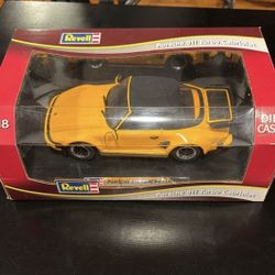 Porsche Diecast  1:18 Revel