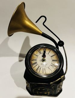 Ashland/Michael's Eternal Love Gramophone Clock Decoration Analog NWT