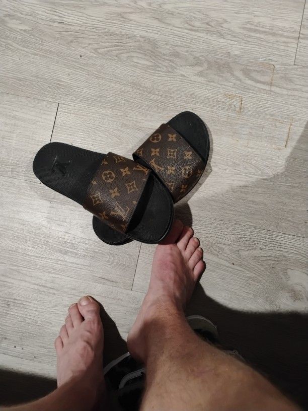 Louis Vuitton Men's Slide