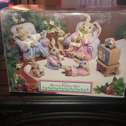 BUNNY FAMILY SET 