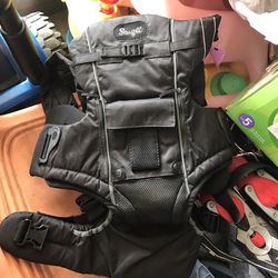 Snugli Evenflo baby carrier with pocket