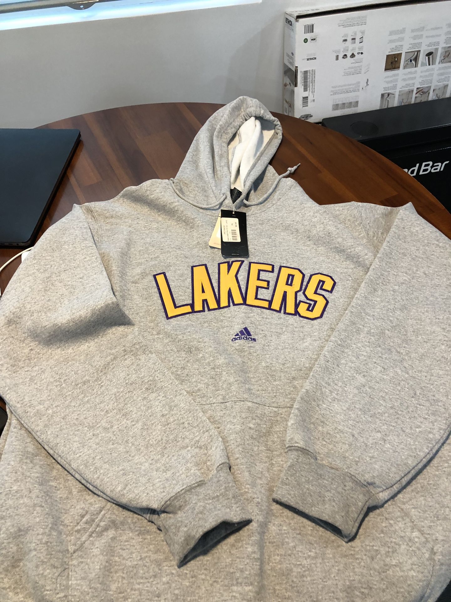 Lakers Adidas Hoodie Sweatshirt (Size XL)