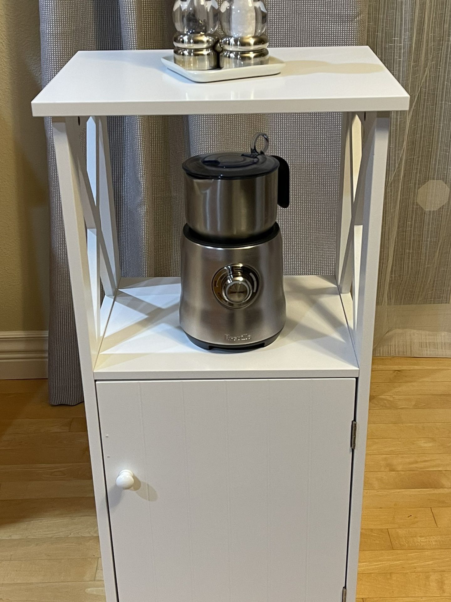 Small Coffee/tea Cabinet