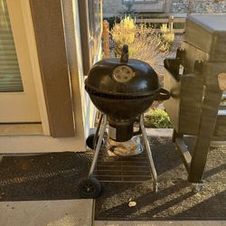 18” Master built Charcoal Grill