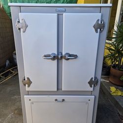 1927 Antiqe Frigidaire Fridge EXCELLENT BEAUTIFUL 