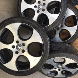 VW Wheels And Tires
