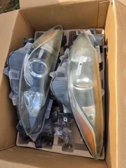 2015 mazda 3 hatchback headlights