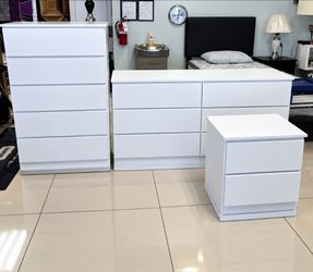 DRESSER, CHEST AND ONE NIGHTSTAND