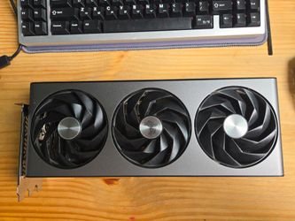 SAPPHIRE NITRO+ AMD Radeon RX 7800 XT 16GB GDDR6 Graphics Card