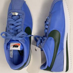 Nike Cortez Women's Shoes size 6 & 6.5