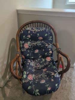 Wooden woven swivel chair