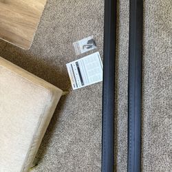Thule Evo Roof Rack 53”  With Podium Feet